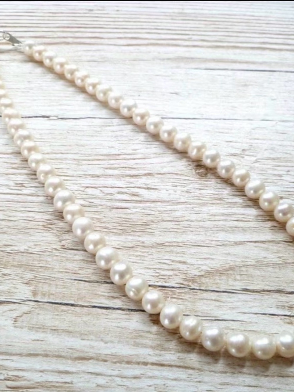 Lustre White Pearl Necklace for Women